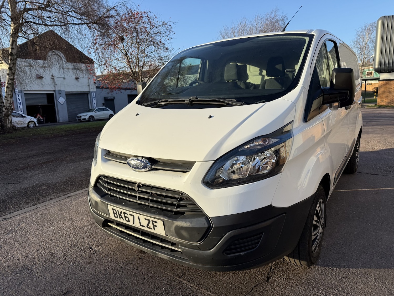 Used Ford Transit Custom 2017 for sale - 76951095: Photo 5