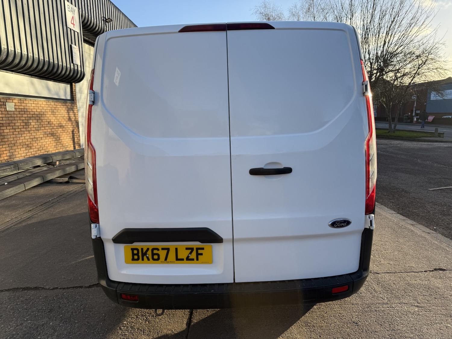 Used Ford Transit Custom 2017 for sale - 76951095: Photo 6