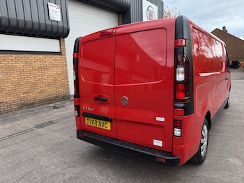 Used Vauxhall Vivaro 2018 for sale - 76510966: Photo