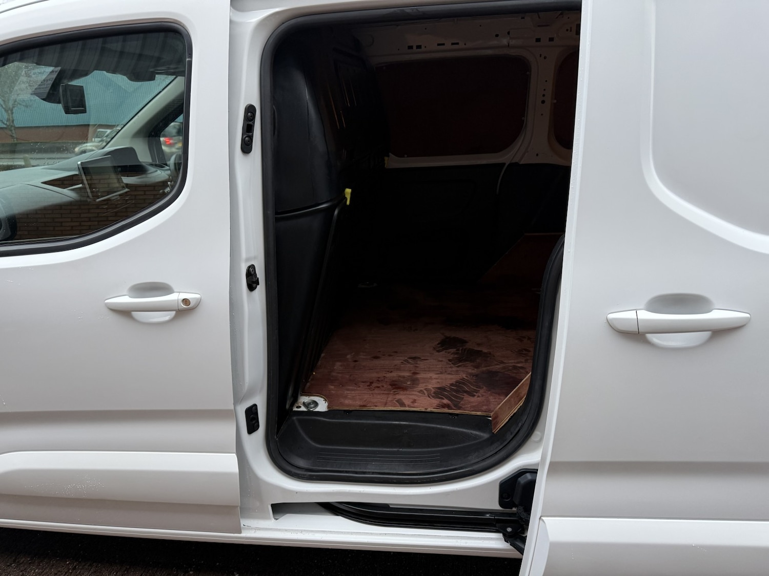 Used Peugeot Partner 2021 for sale - 76982813: Photo 11