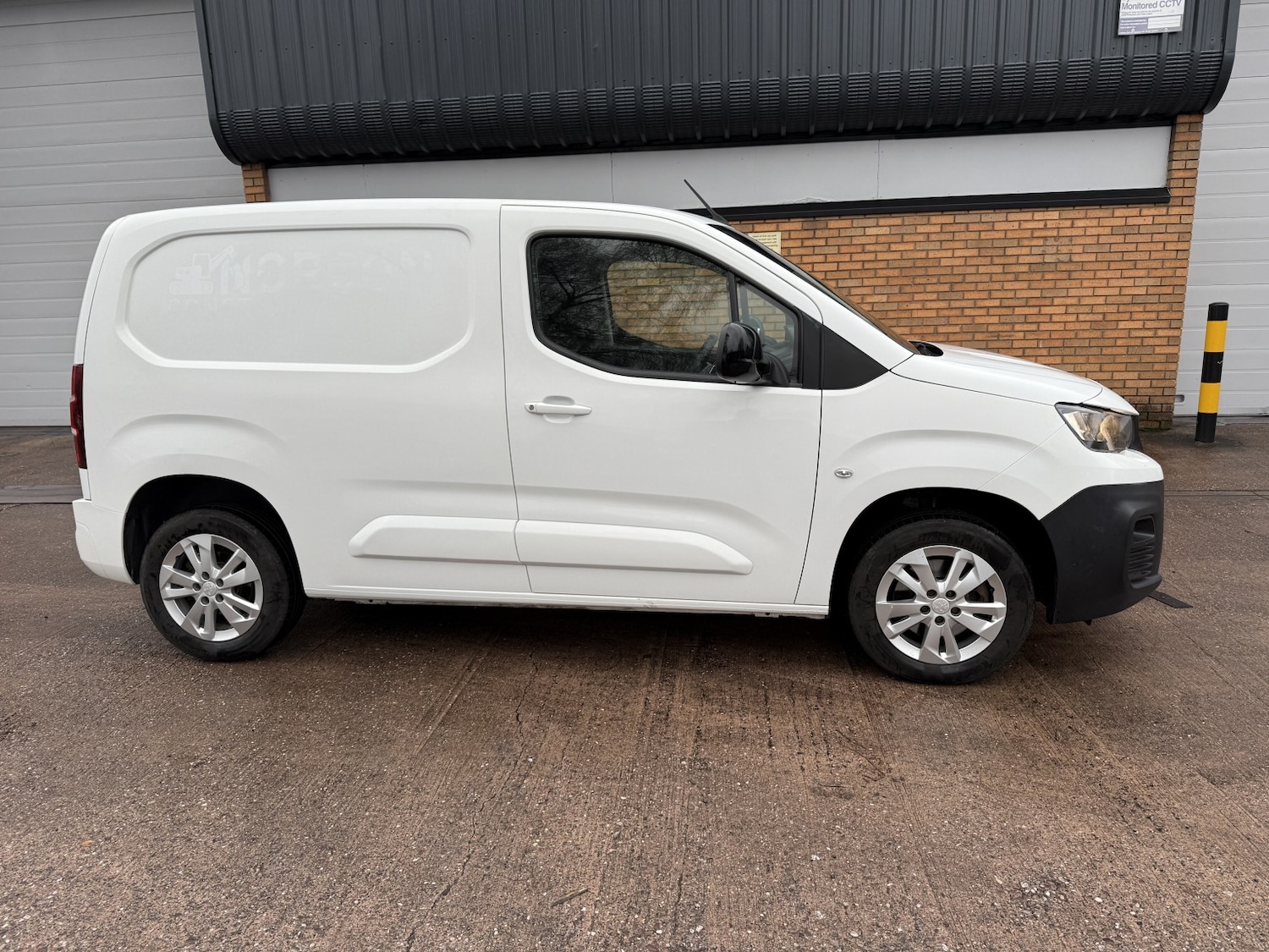 Used Peugeot Partner 2021 for sale - 76982813: Photo 3