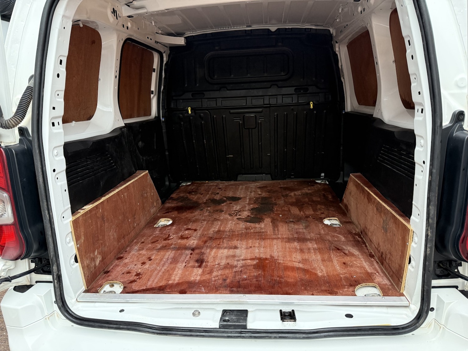 Used Peugeot Partner 2021 for sale - 76982813: Photo 9