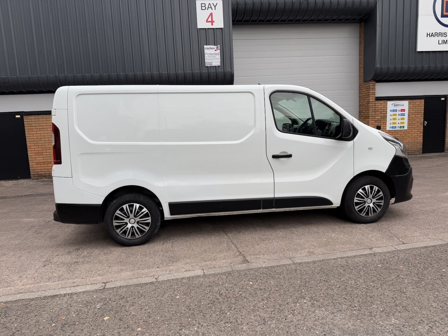 Used Renault Trafic 2018 for sale - 76324815: Photo 10