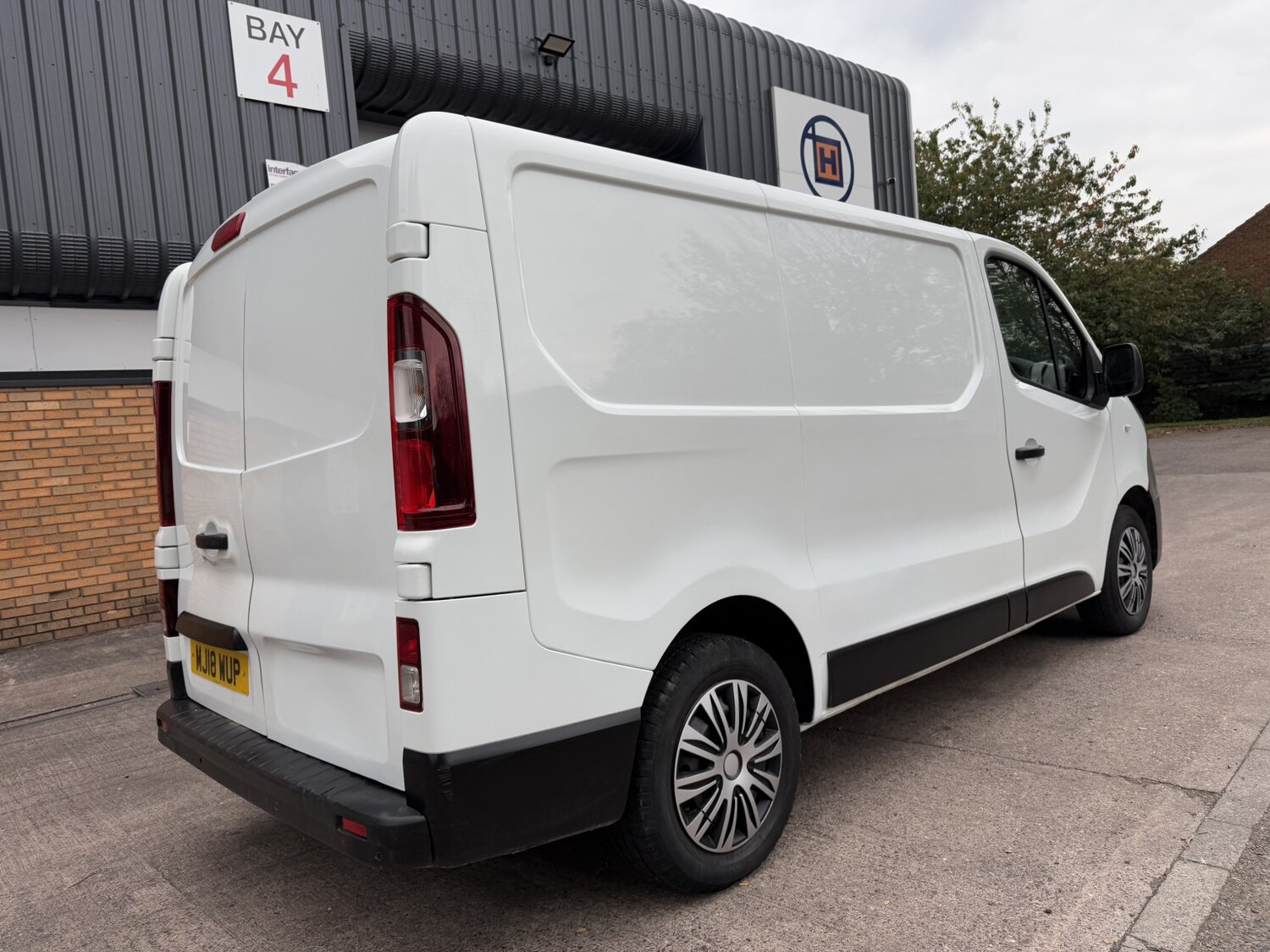 Used Renault Trafic 2018 for sale - 76324815: Photo 9