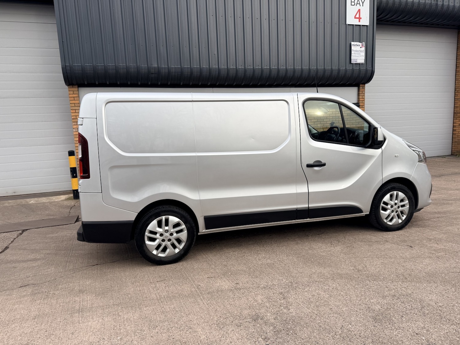 Used Renault Trafic 2020 for sale - 77584507: Photo 9