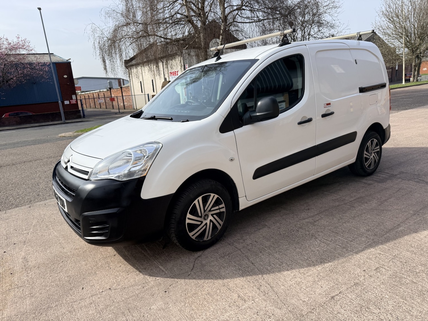 Used Citroen Berlingo 2017 for sale - 77981785: Photo 2