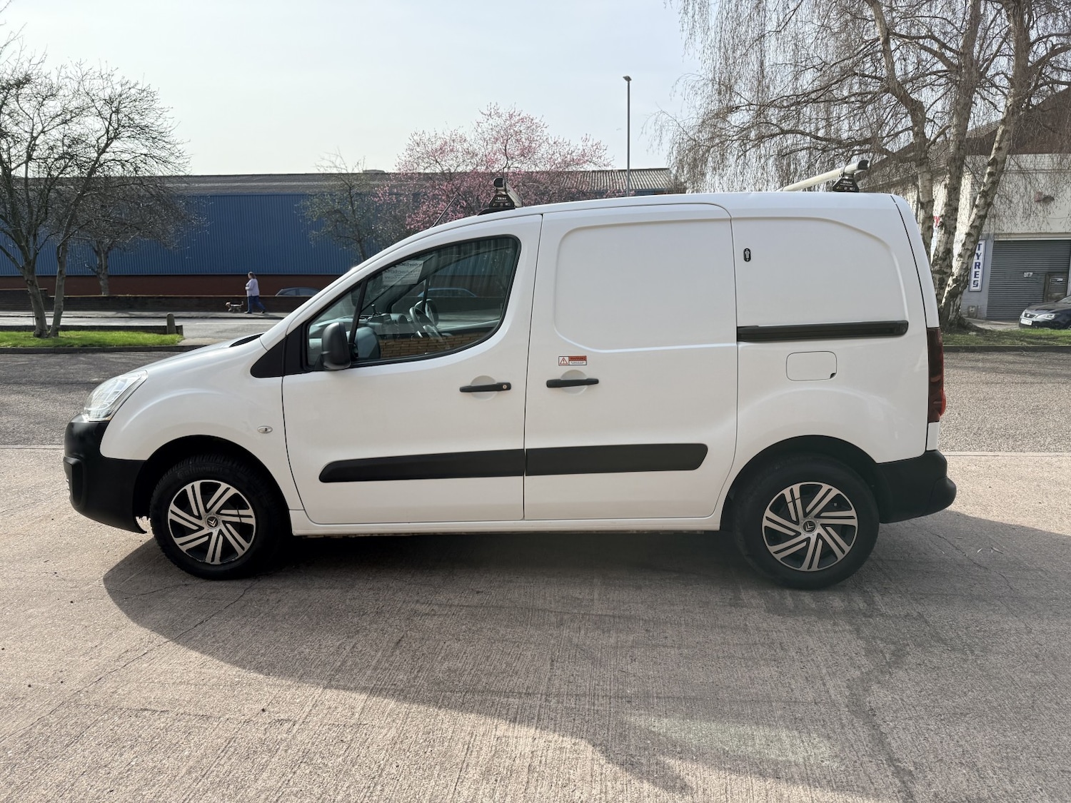 Used Citroen Berlingo 2017 for sale - 77981785: Photo 3