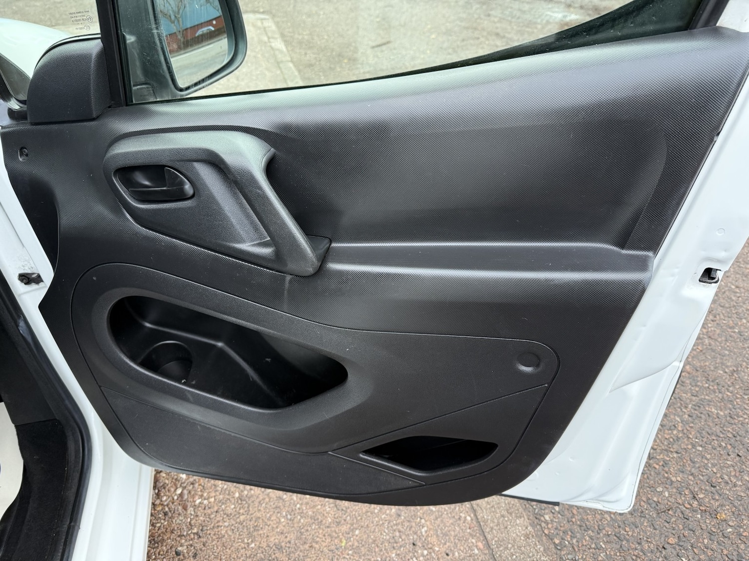 Used Citroen Berlingo 2017 for sale - 76884825: Photo 12