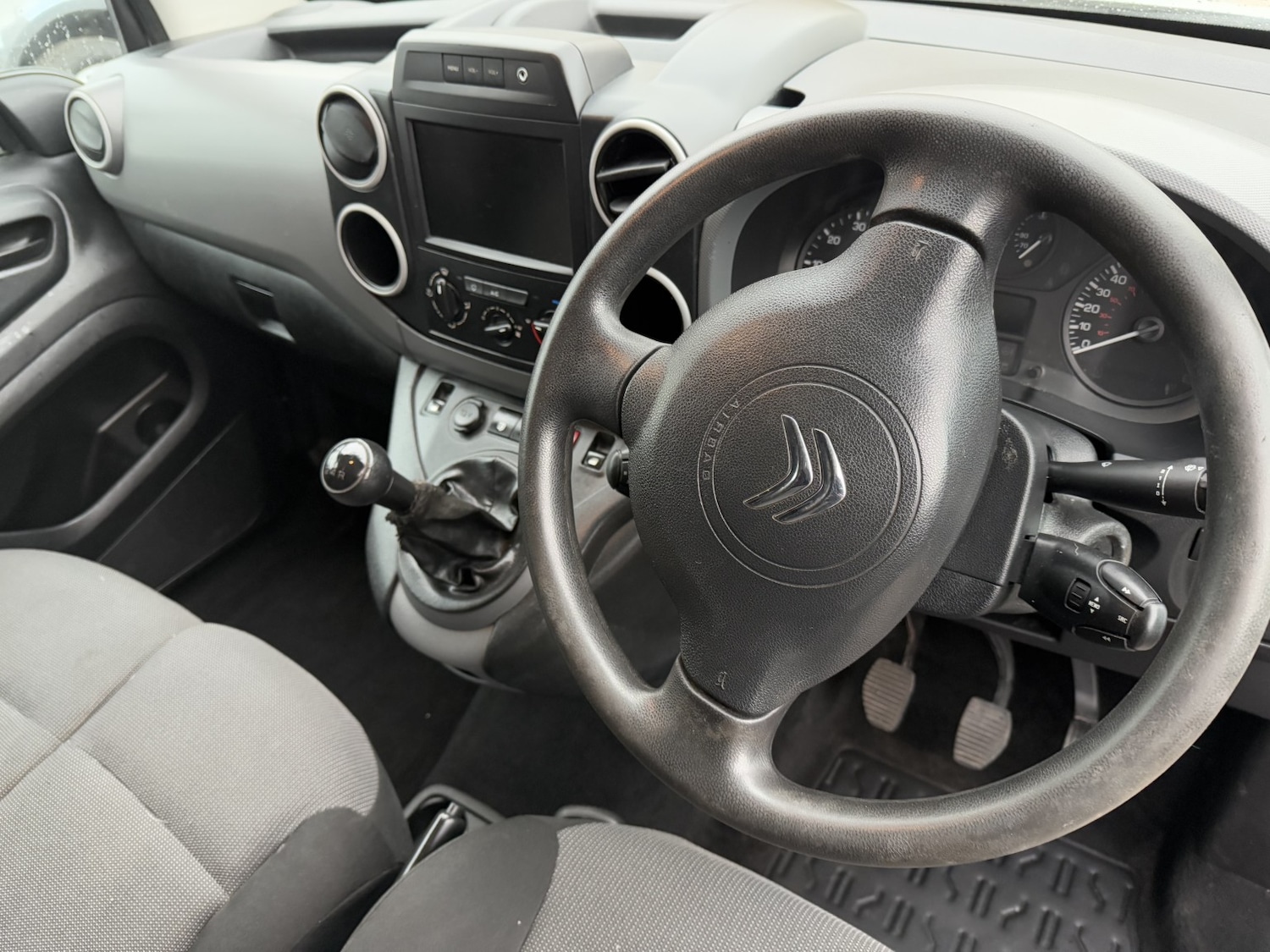 Used Citroen Berlingo 2017 for sale - 76402203: Photo 15