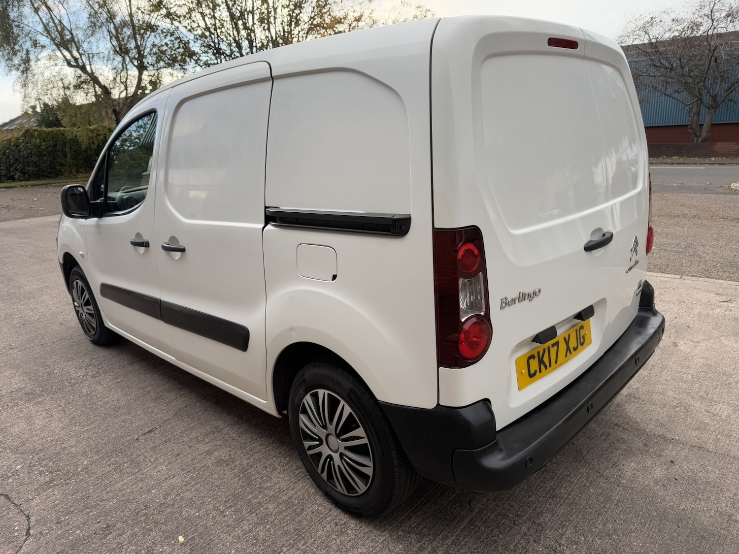 Used Citroen Berlingo 2017 for sale - 76402203: Photo 6