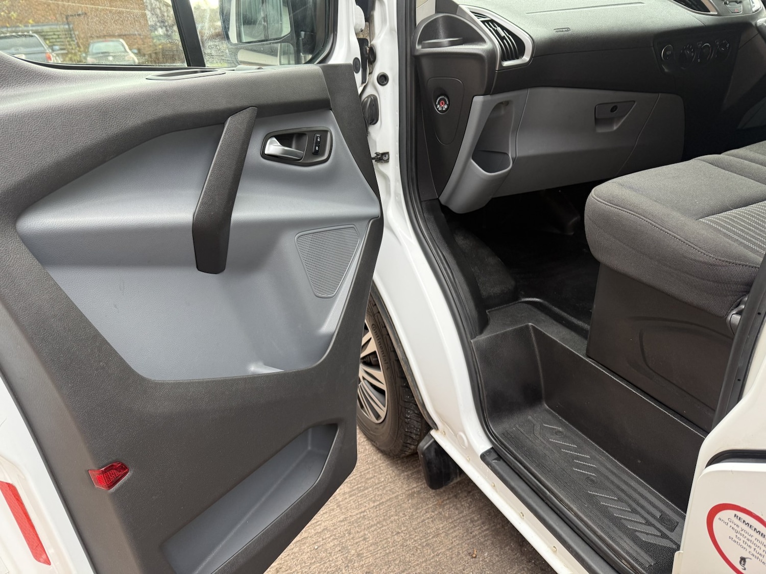 Used Ford Transit Custom 2017 for sale - 76631454: Photo 13