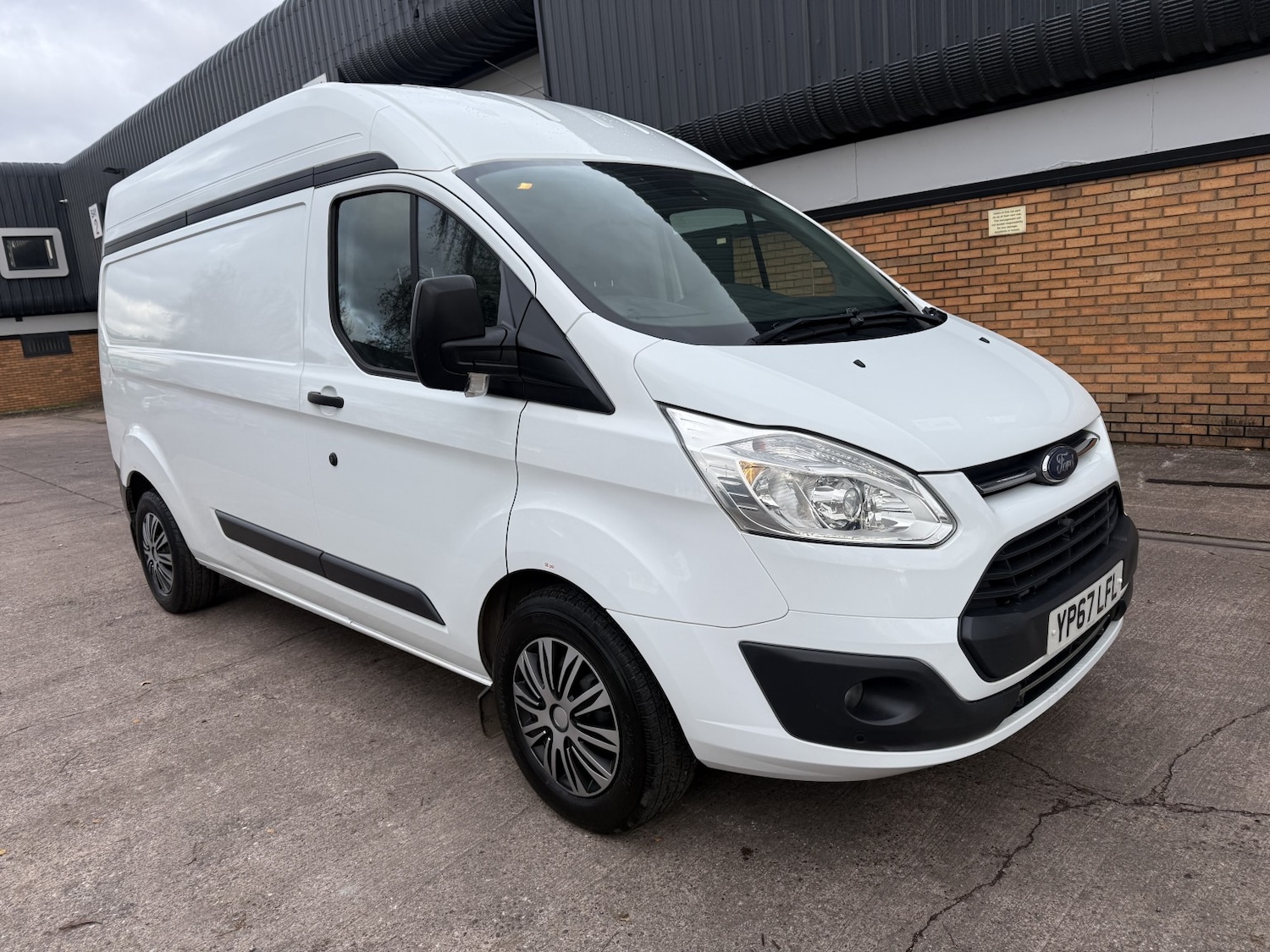 Used Ford Transit Custom 2017 for sale - 76631454: Photo 7