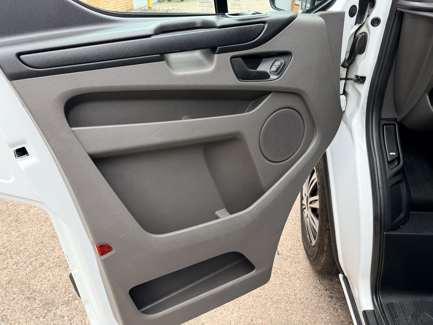 Used Ford Transit Custom 2019 for sale - 77643807: Photo 11