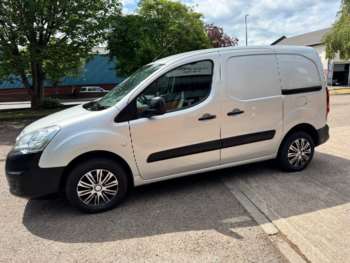 Used Peugeot Partner 2017 for sale - 74762045: Photo