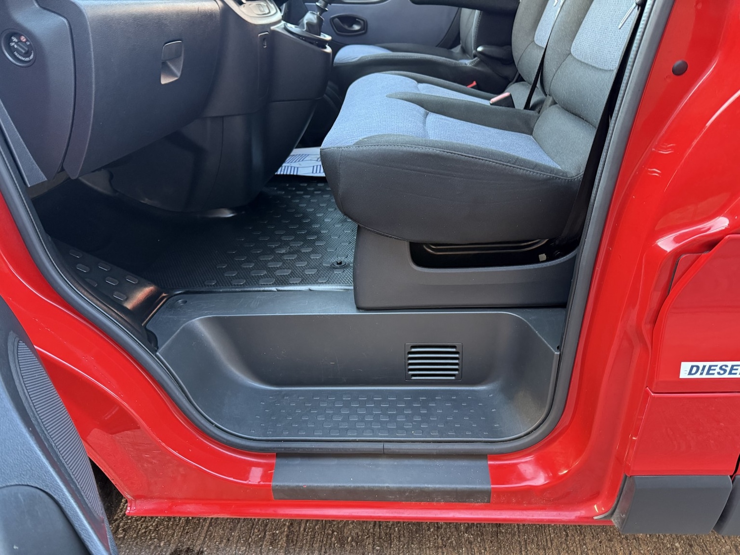 Used Vauxhall Vivaro 2016 for sale - 77008210: Photo 18