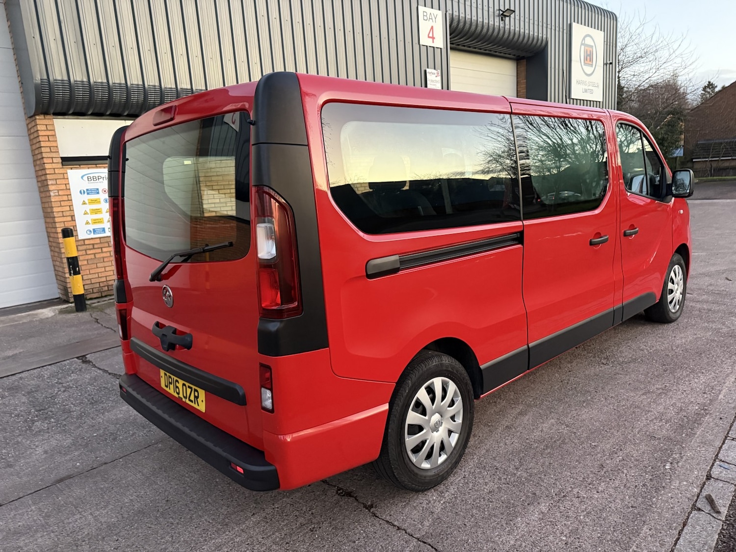 Used Vauxhall Vivaro 2016 for sale - 77008210: Photo 5