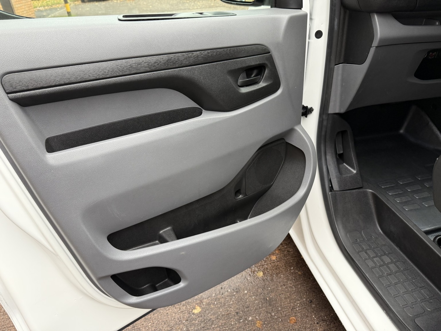 Used Vauxhall Vivaro 2020 for sale - 76605841: Photo 12