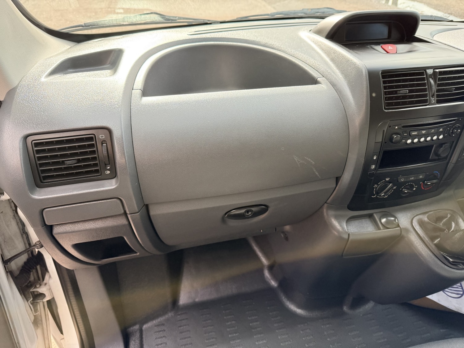 Used Citroen Dispatch 2015 for sale - 77643820: Photo 15