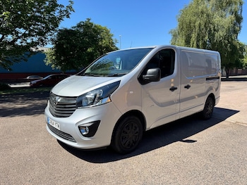 Used Vauxhall Vivaro 2015 for sale - 75567139: Photo