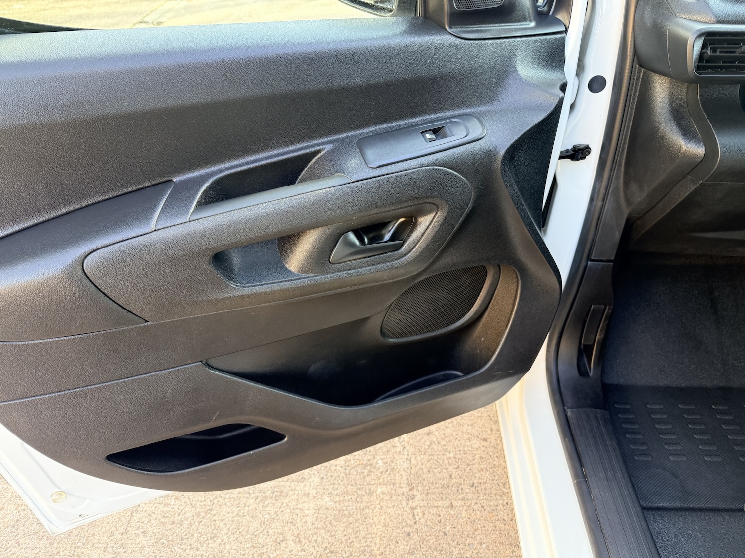 Used Peugeot Partner 2021 for sale - 77668469: Photo 12