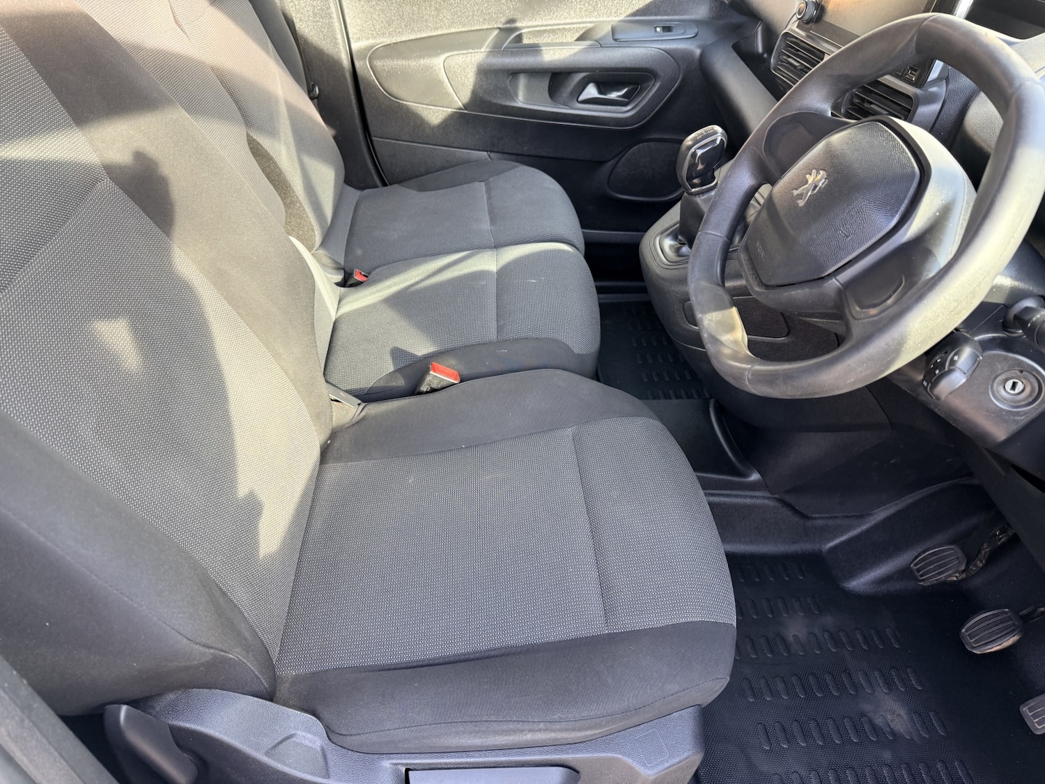 Used Peugeot Partner 2021 for sale - 77668469: Photo 15