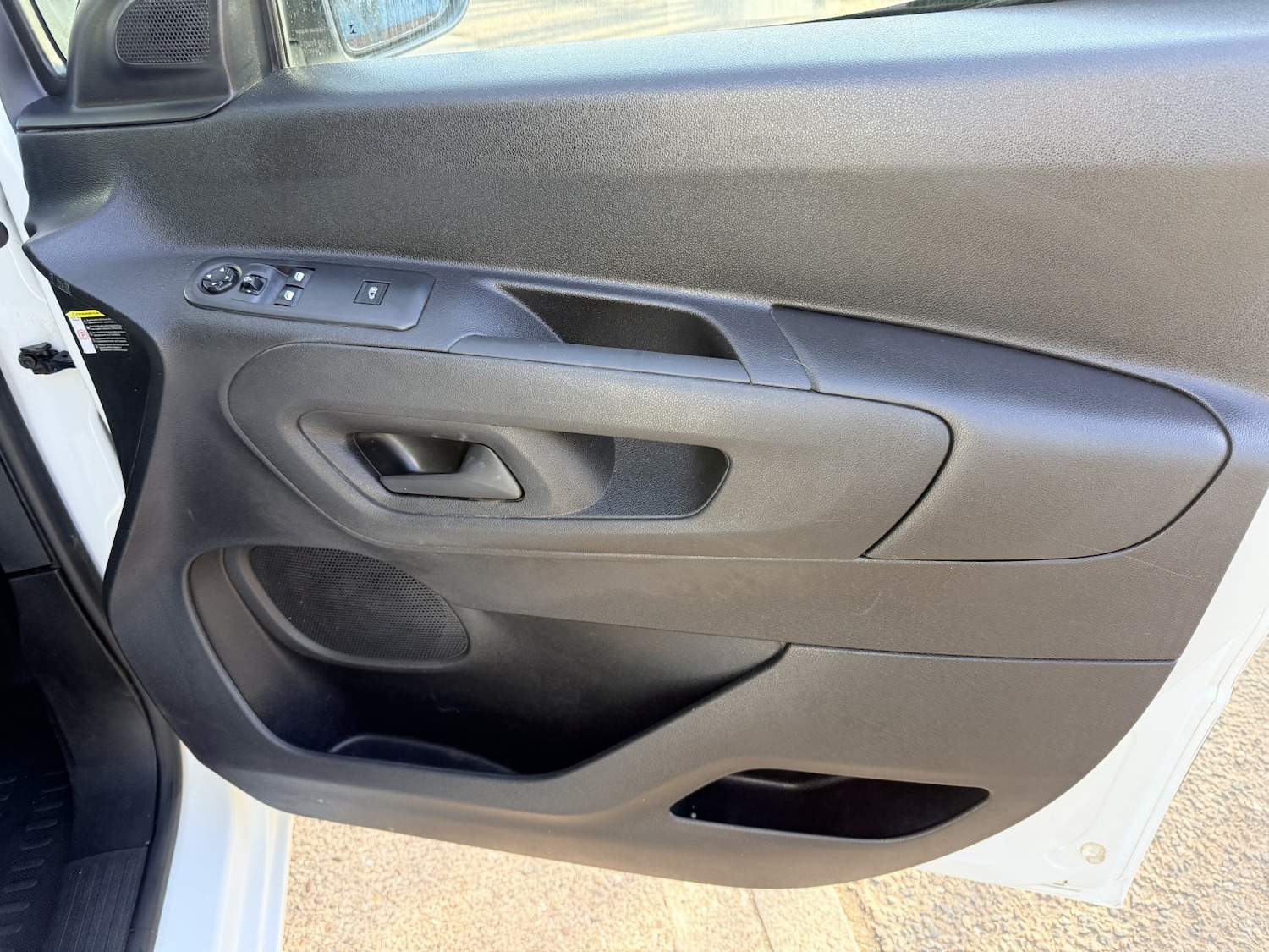 Used Peugeot Partner 2021 for sale - 77668469: Photo 18