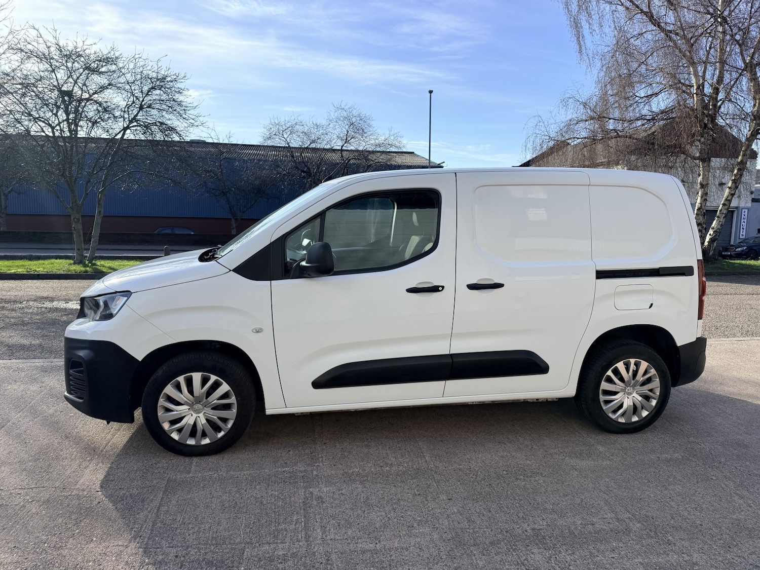 Used Peugeot Partner 2021 for sale - 77668469: Photo 4