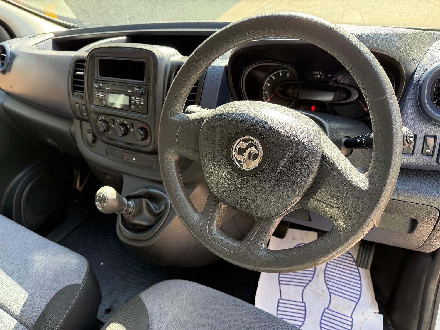 Used Vauxhall Vivaro 2017 for sale - 76070313: Photo 17