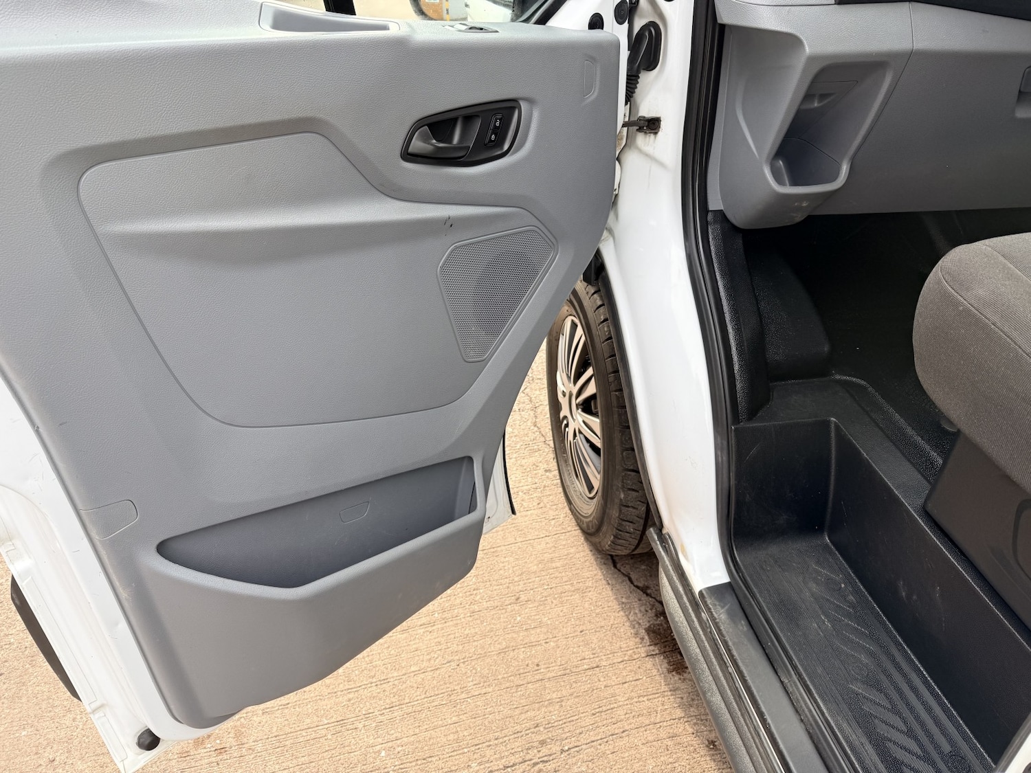 Used Ford Transit 2019 for sale - 77584508: Photo 15