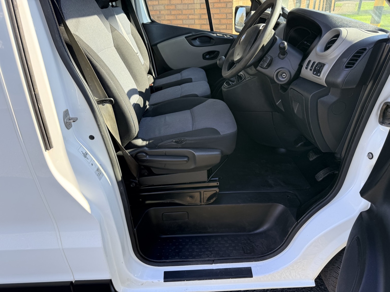 Used Renault Trafic 2018 for sale - 77938204: Photo 15