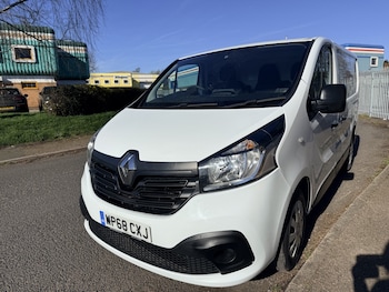 Used Renault Trafic 2018 for sale - 77938204: Photo