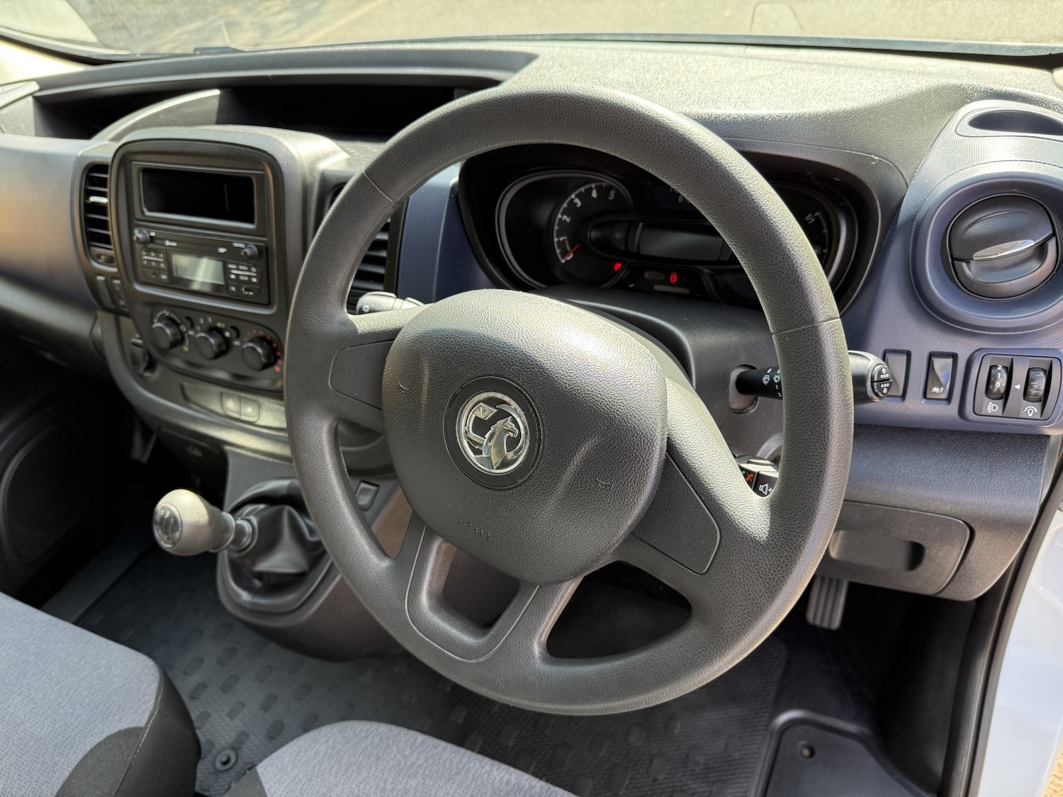 Used Vauxhall Vivaro 2017 for sale - 76198277: Photo 20