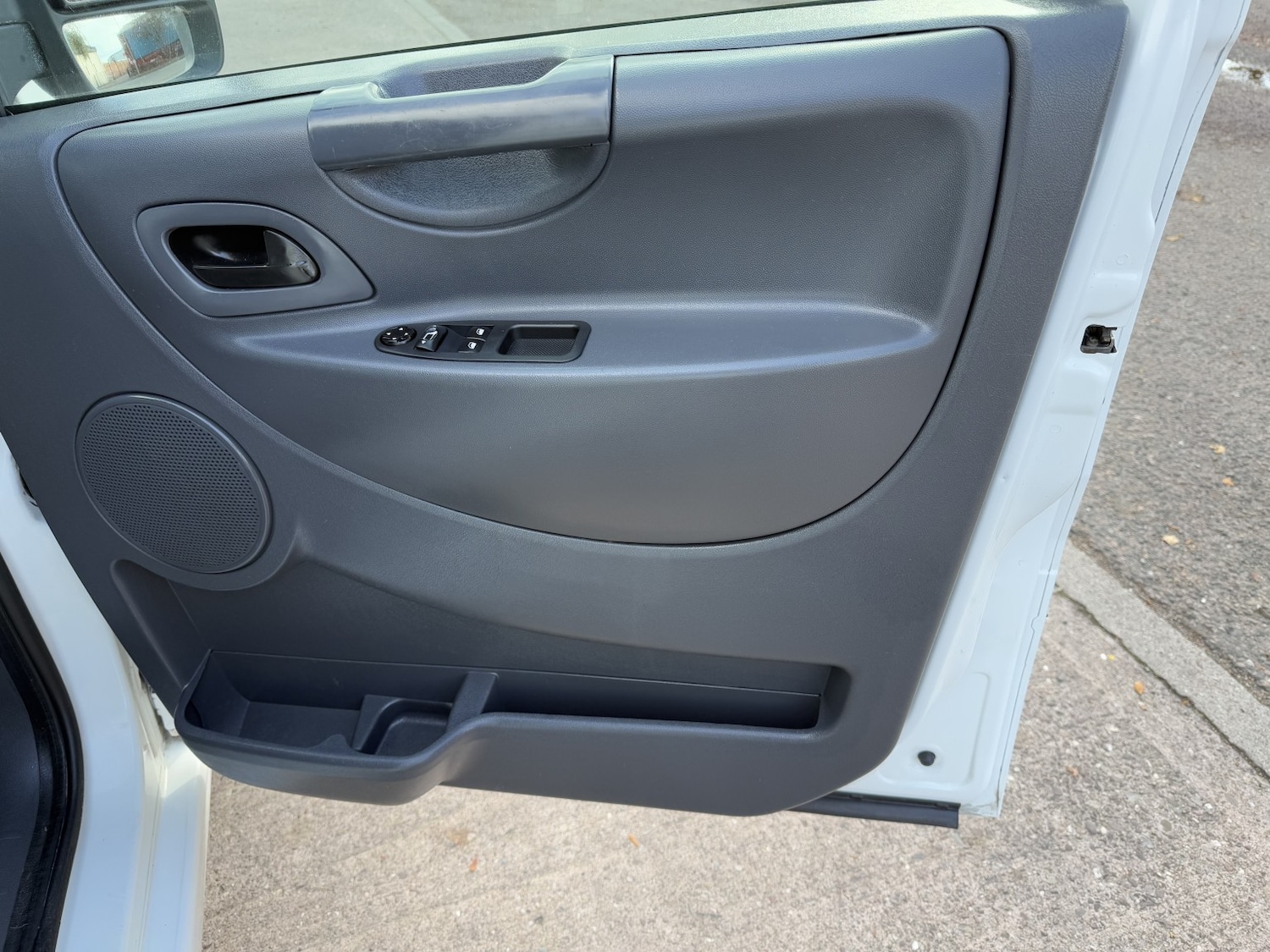 Used Peugeot Expert 2015 for sale - 76369298: Photo 23