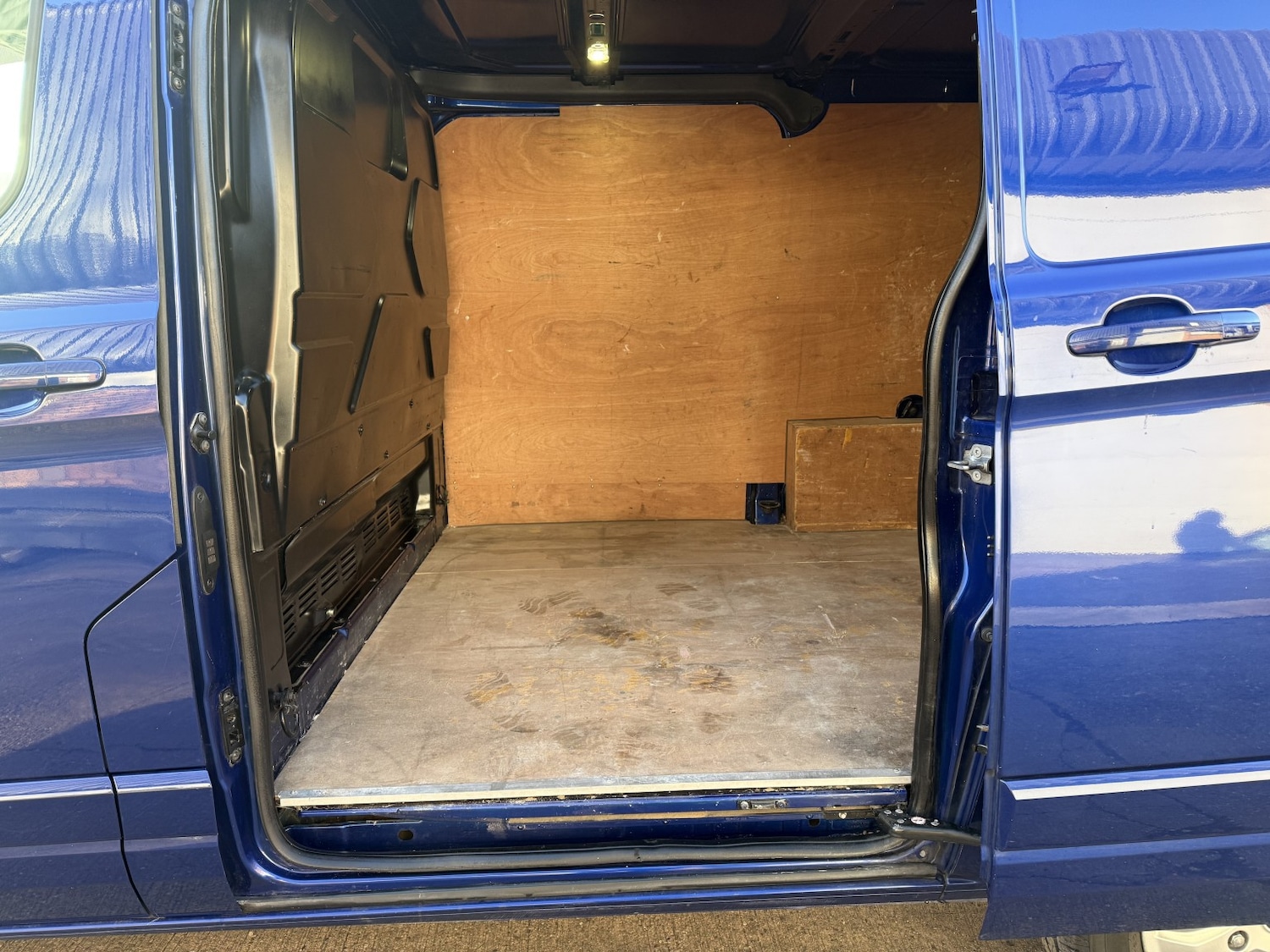 Used Ford Transit Custom 2017 for sale - 76918468: Photo 19