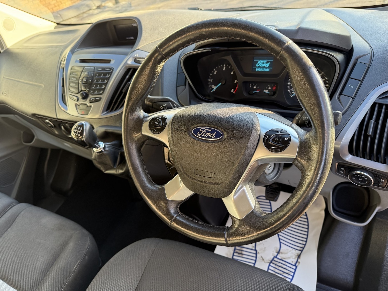 Used Ford Transit Custom 2017 for sale - 76918468: Photo 26