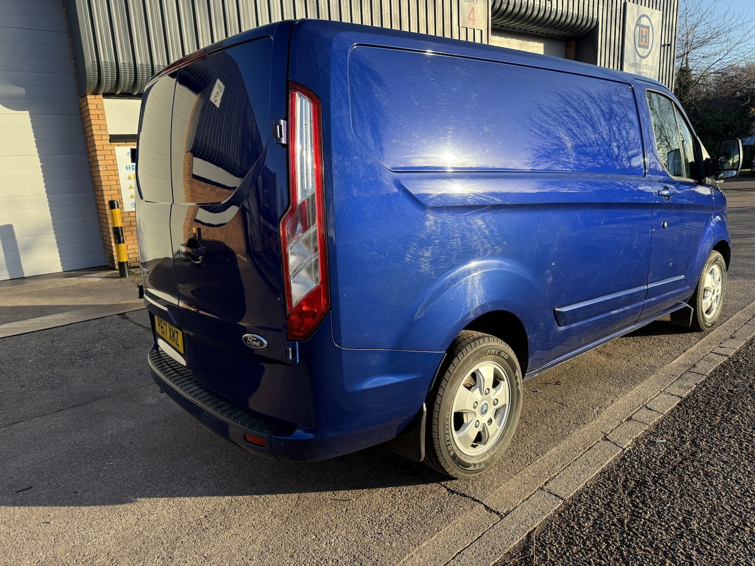 Used Ford Transit Custom 2017 for sale - 76918468: Photo 6