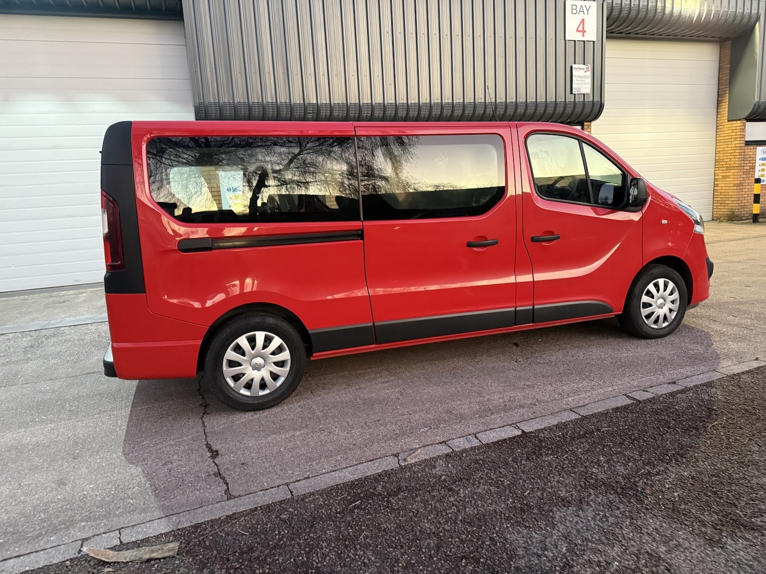 Used Vauxhall Vivaro 2016 for sale - 77319805: Photo 11