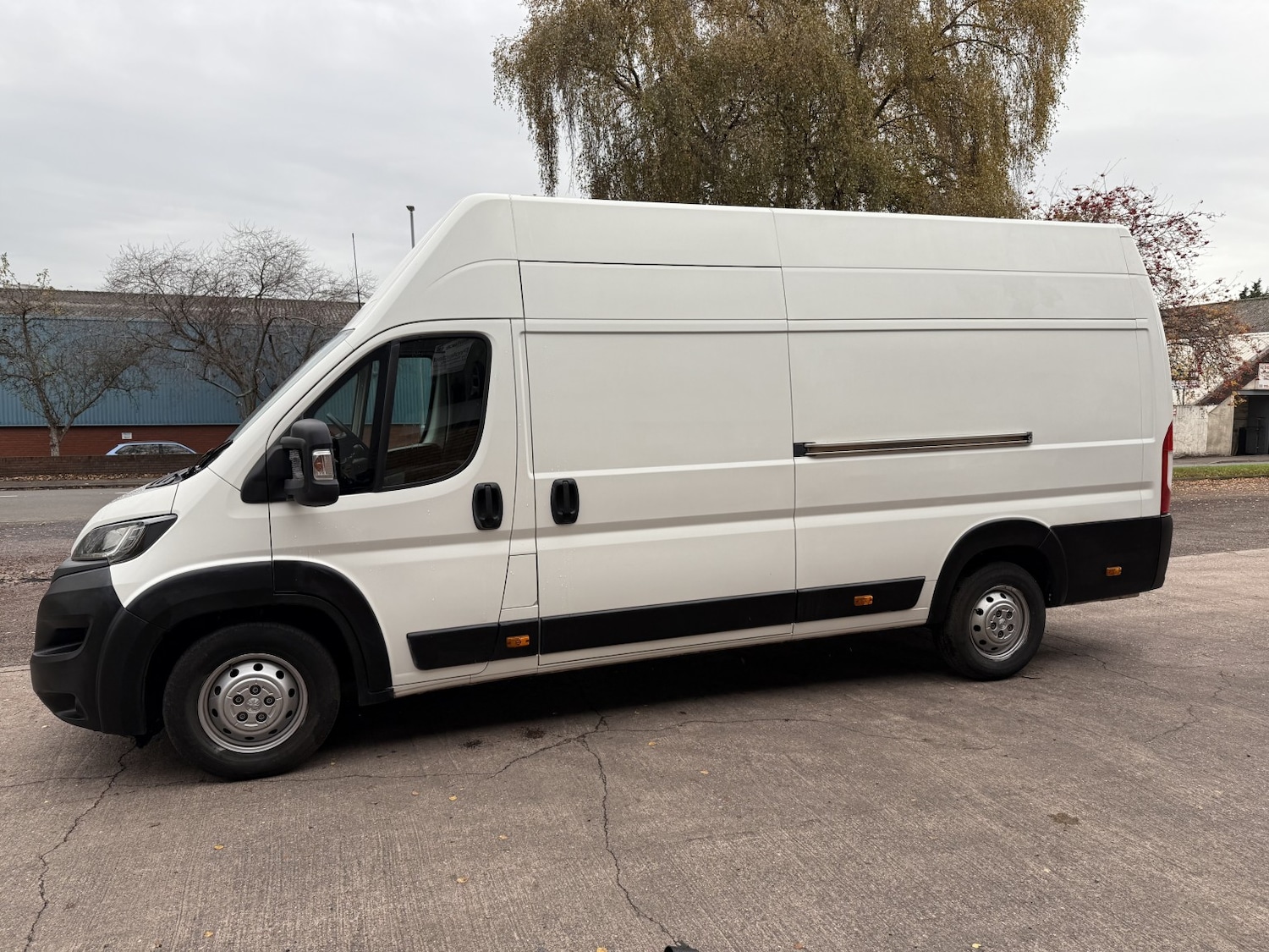 Used Peugeot Boxer 2018 for sale - 76482997: Photo 2