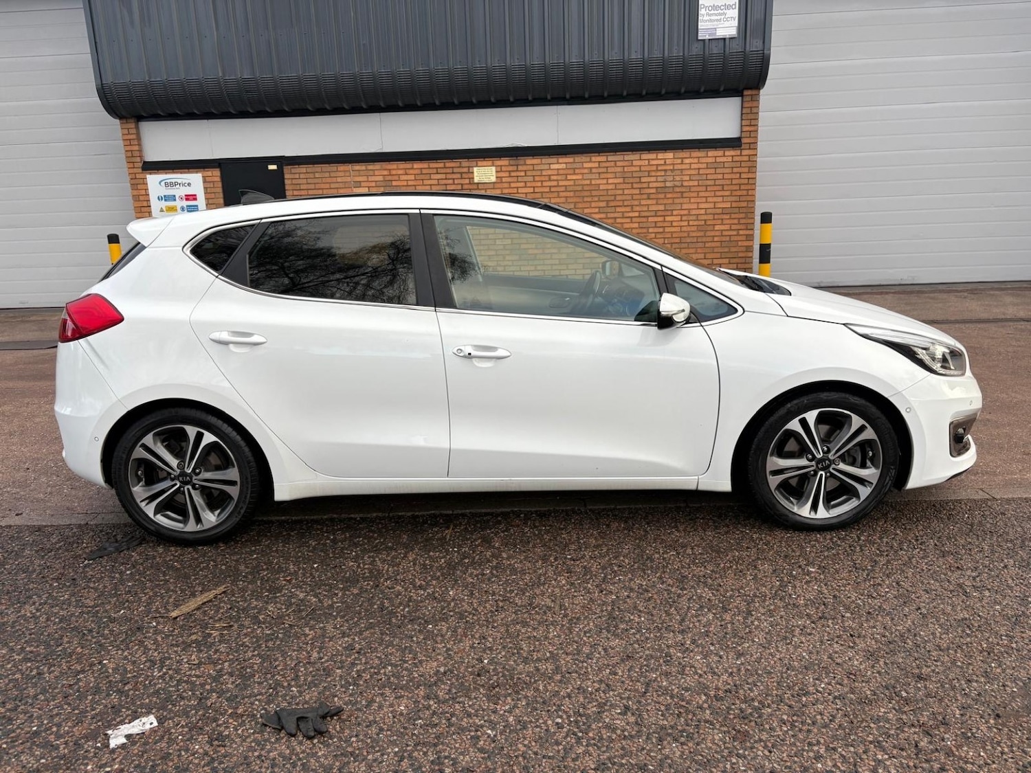 Used Kia Ceed 2017 for sale - 77107689: Photo 4