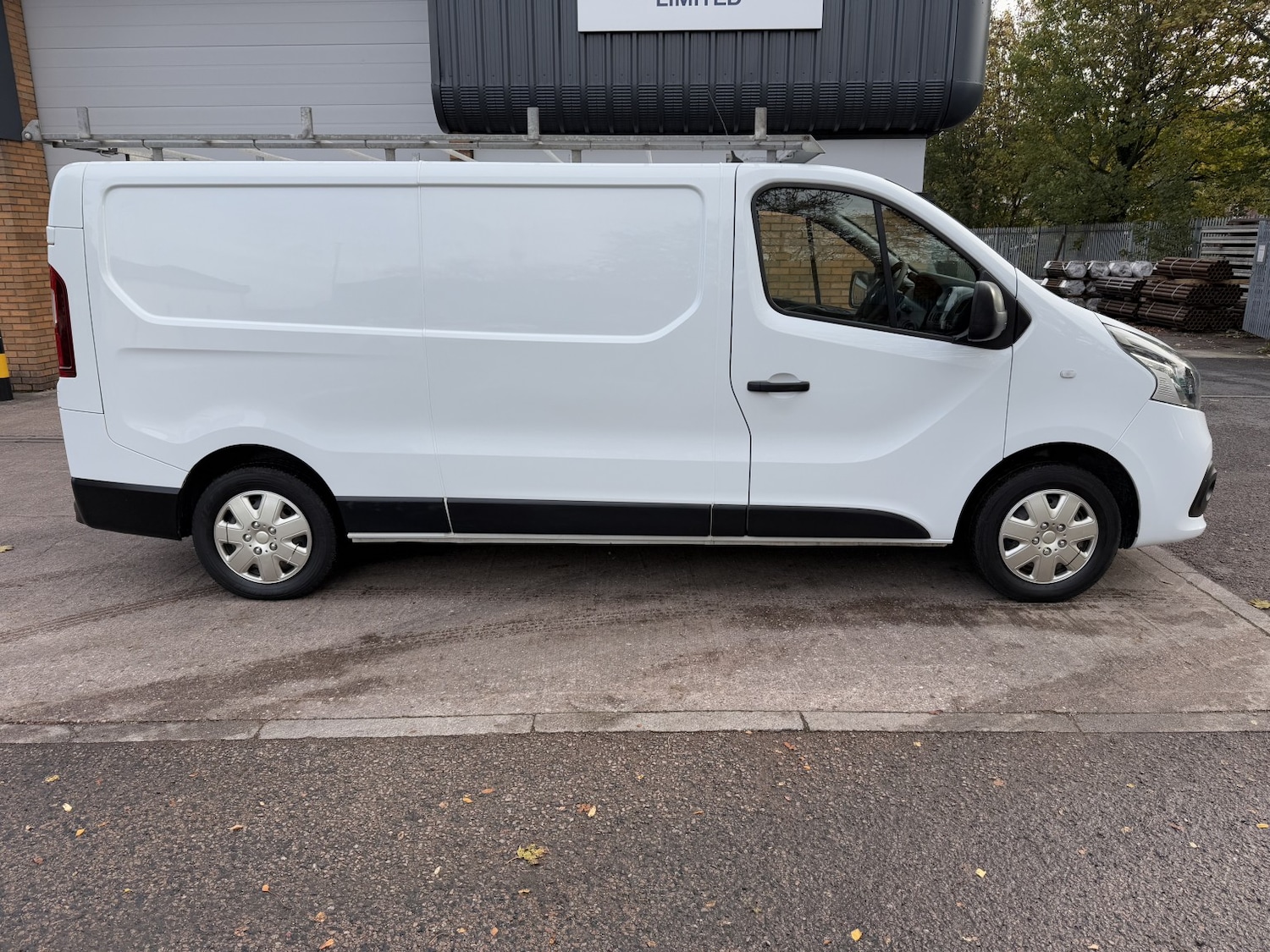 Used Renault Trafic 2019 for sale - 76407471: Photo 8