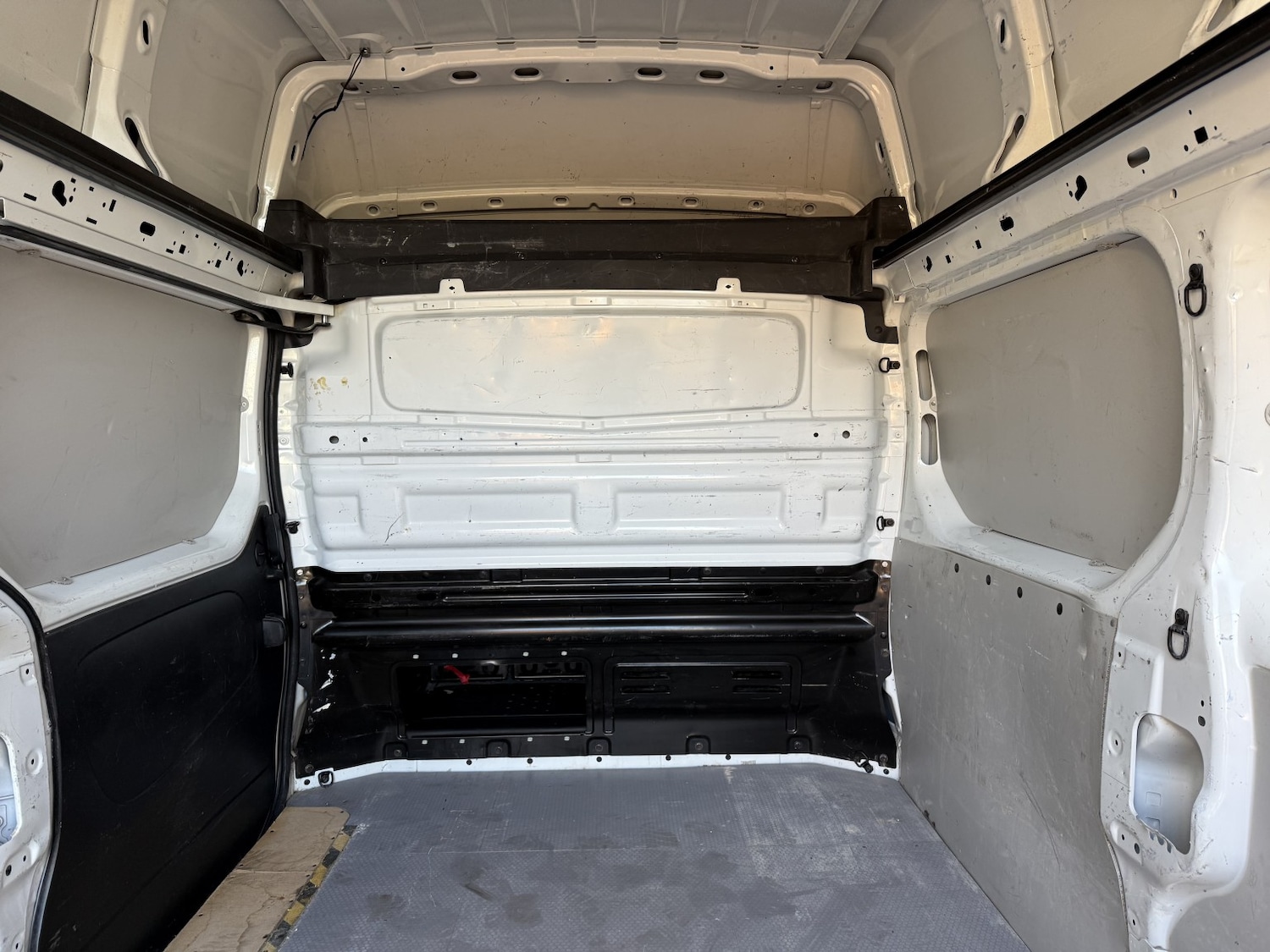 Used Renault Trafic 2017 for sale - 76706167: Photo 10