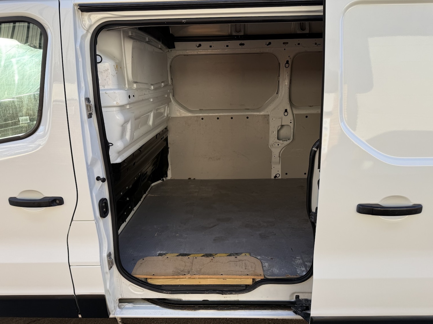 Used Renault Trafic 2017 for sale - 76706167: Photo 12