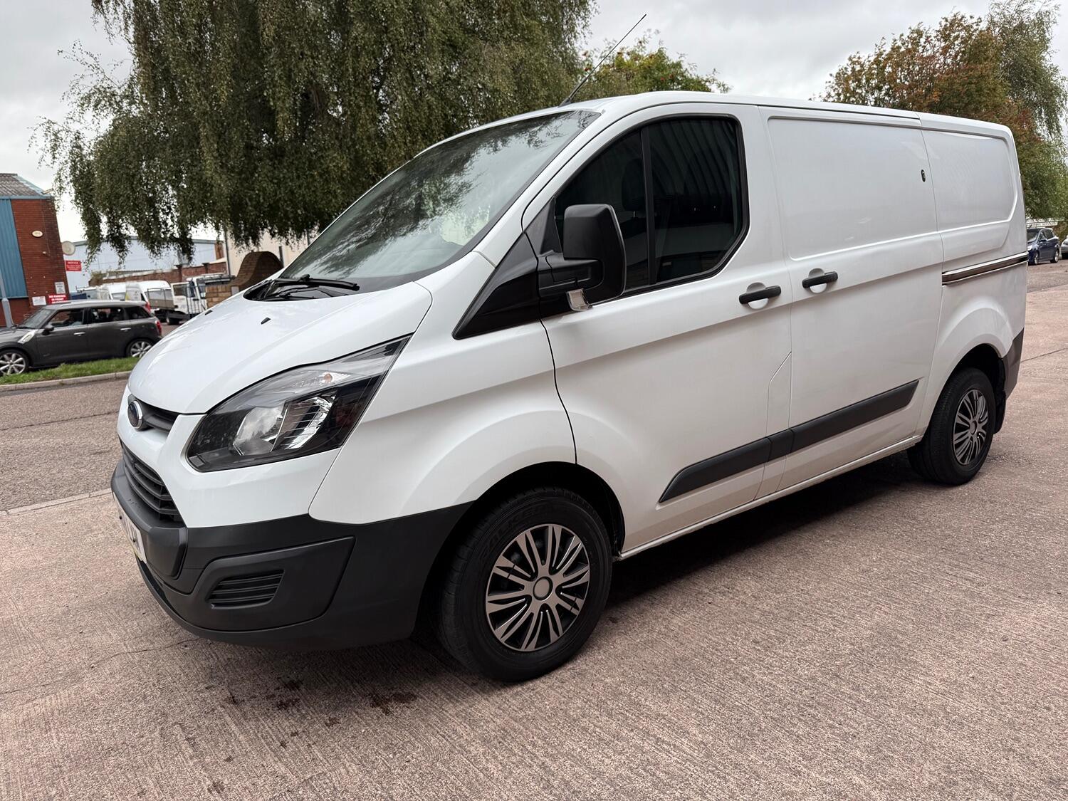 Used Ford Transit Custom 2018 for sale - 76005655: Photo 2