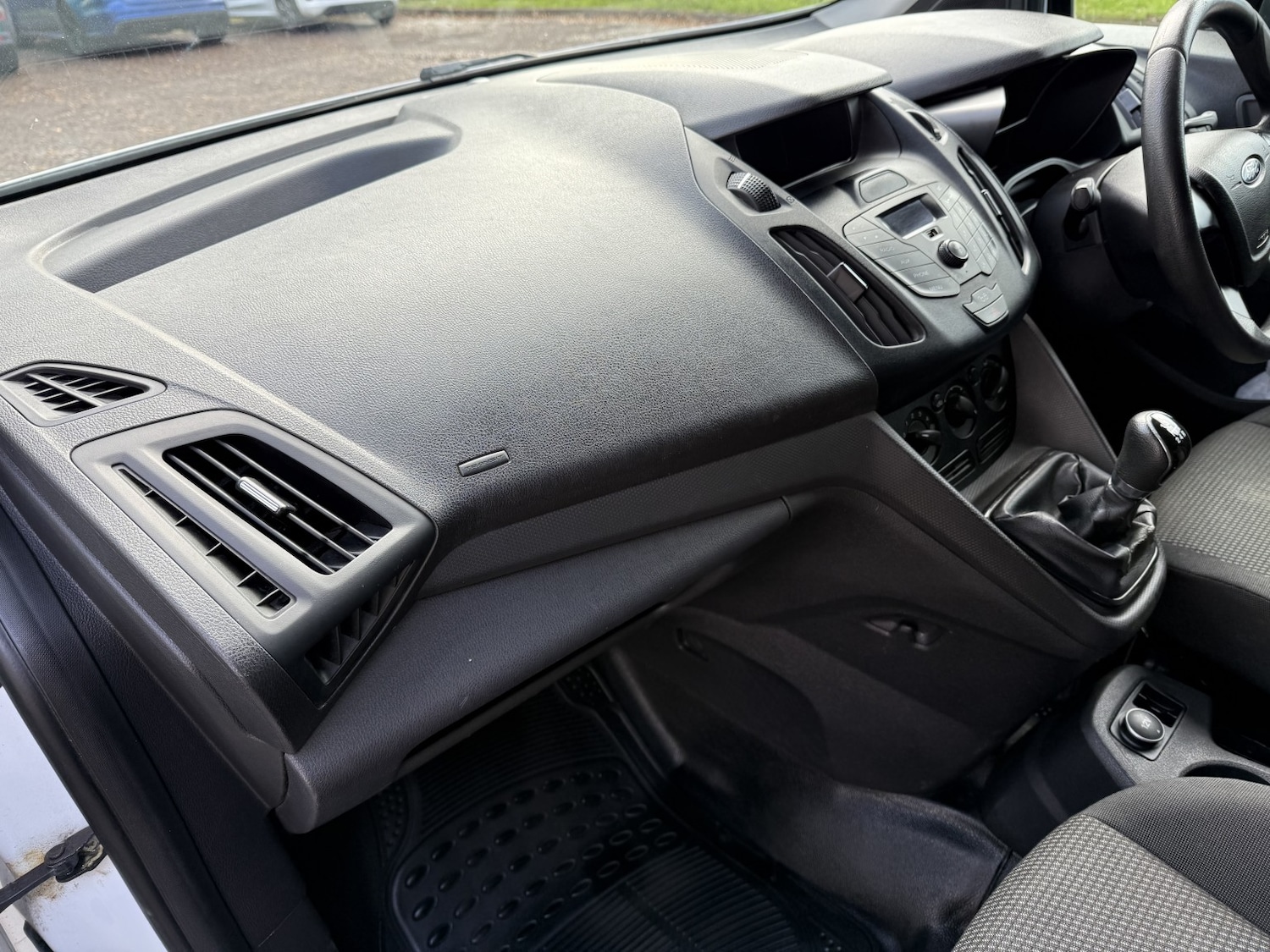 Used Ford Transit Connect 2017 for sale - 76631457: Photo 12