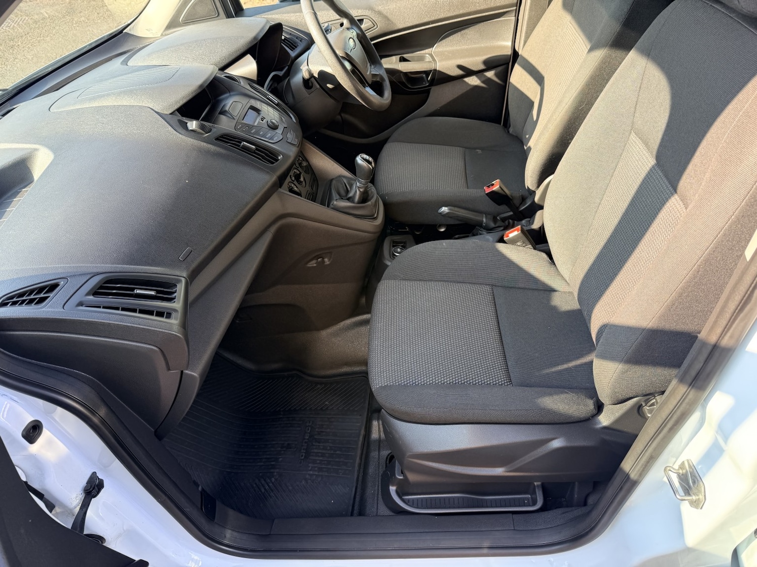 Used Ford Transit Connect 2014 for sale - 77881167: Photo 14