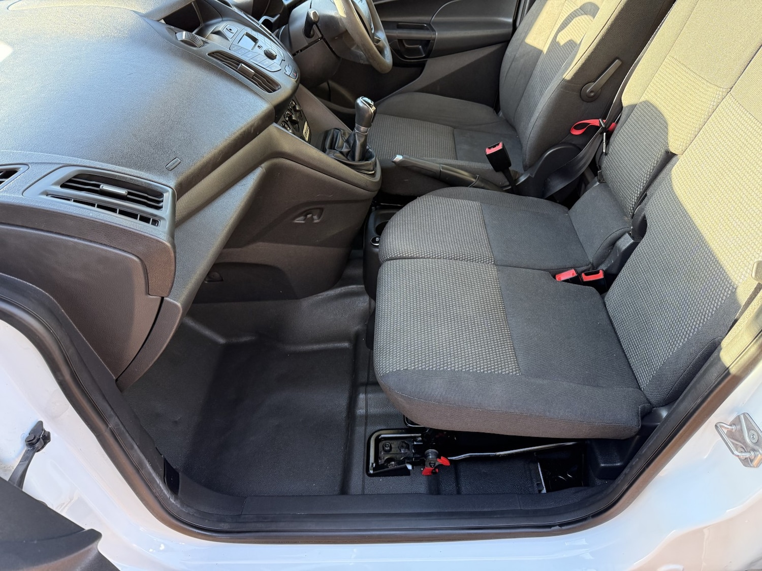 Used Ford Transit Connect 2016 for sale - 76785097: Photo 11