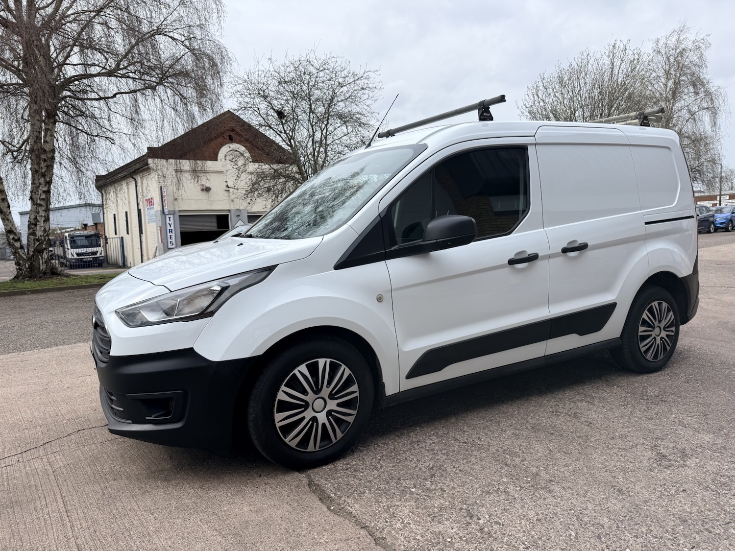 Used Ford Transit Connect 2020 for sale - 77991656: Photo 2