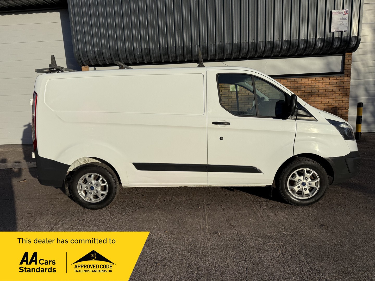 Used Ford Transit Custom 2015 for sale - 76605976: Photo 1