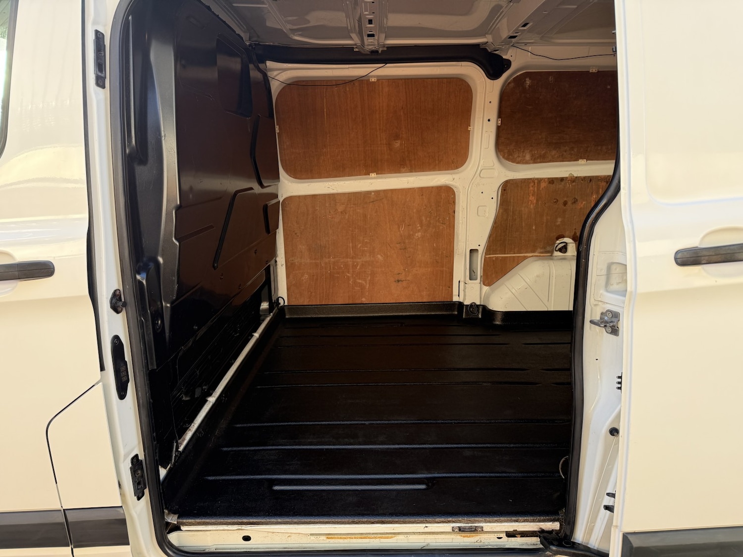 Used Ford Transit Custom 2015 for sale - 76605976: Photo 12