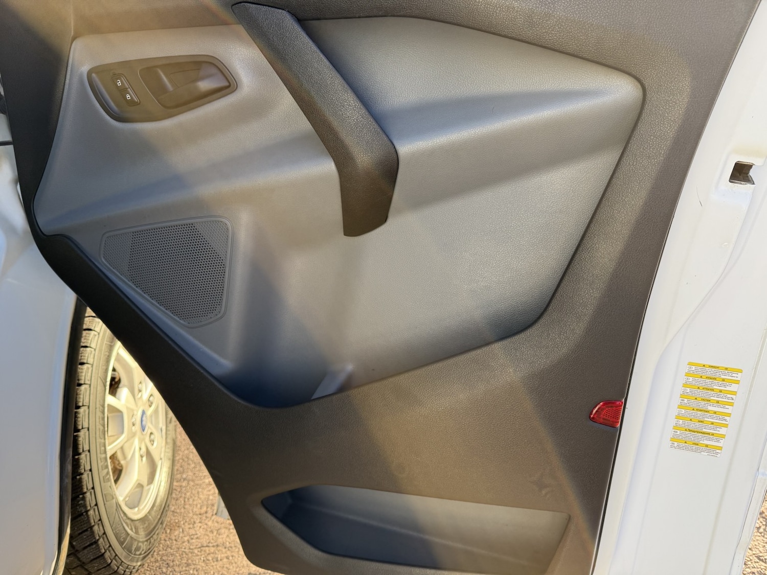 Used Ford Transit Custom 2015 for sale - 76605976: Photo 19